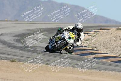 media/Oct-04-2025-CVMA (Sat) [[408bcdd6e4]]/Race 10-Amateur Supersport Middleweight/